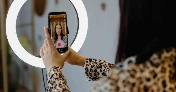 Stop the Scroll Formulas to Create High Converting Tiktok and Meta Ad Creatives